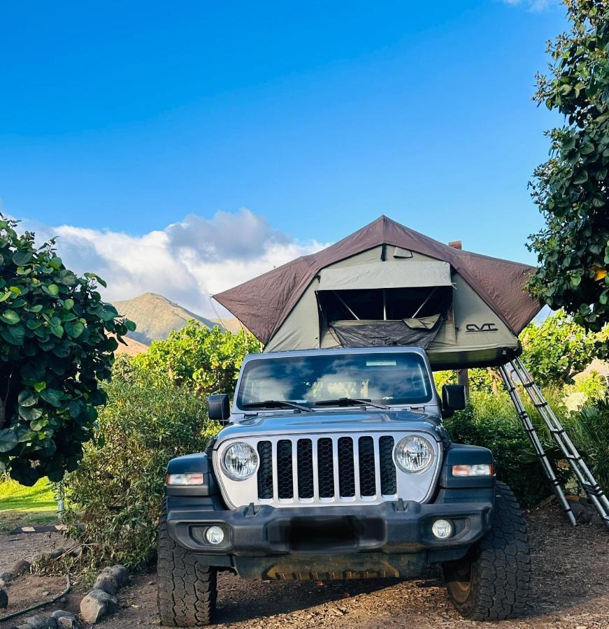 Explore Maui'S Diverse Campgrounds And Uncover The Island'S Beauty From Fresh Perspectives Every Day As You Journey With Aloha Glamp'S Great Jeep Equipped With A Rooftop Tent Paia Zewnętrze zdjęcie